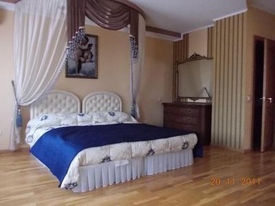 Райське Яблуко Львів