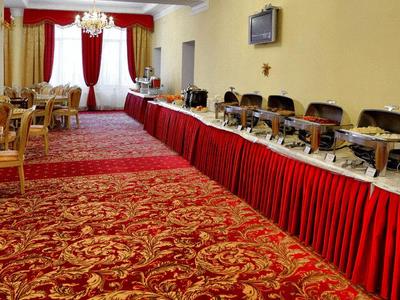 Royal Hotels & SPA Resorts «Женева» Трускавець