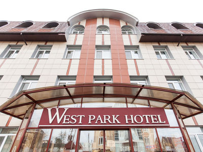West Park Hotel Київ
