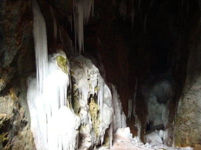 Печера Бузлук (Льодова печера)