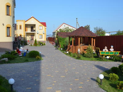 У Запорожця Щасливцеве