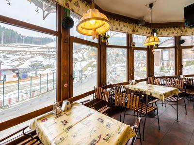 Apartment Club ZimaSnow Ski & Spa Поляниця (Буковель)
