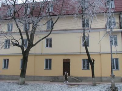 Staryi Bank Kam'ianets-Podilskyi