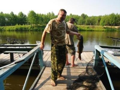 База отдыха, охоты и рыбалки "Хутор Озеро"  Київ